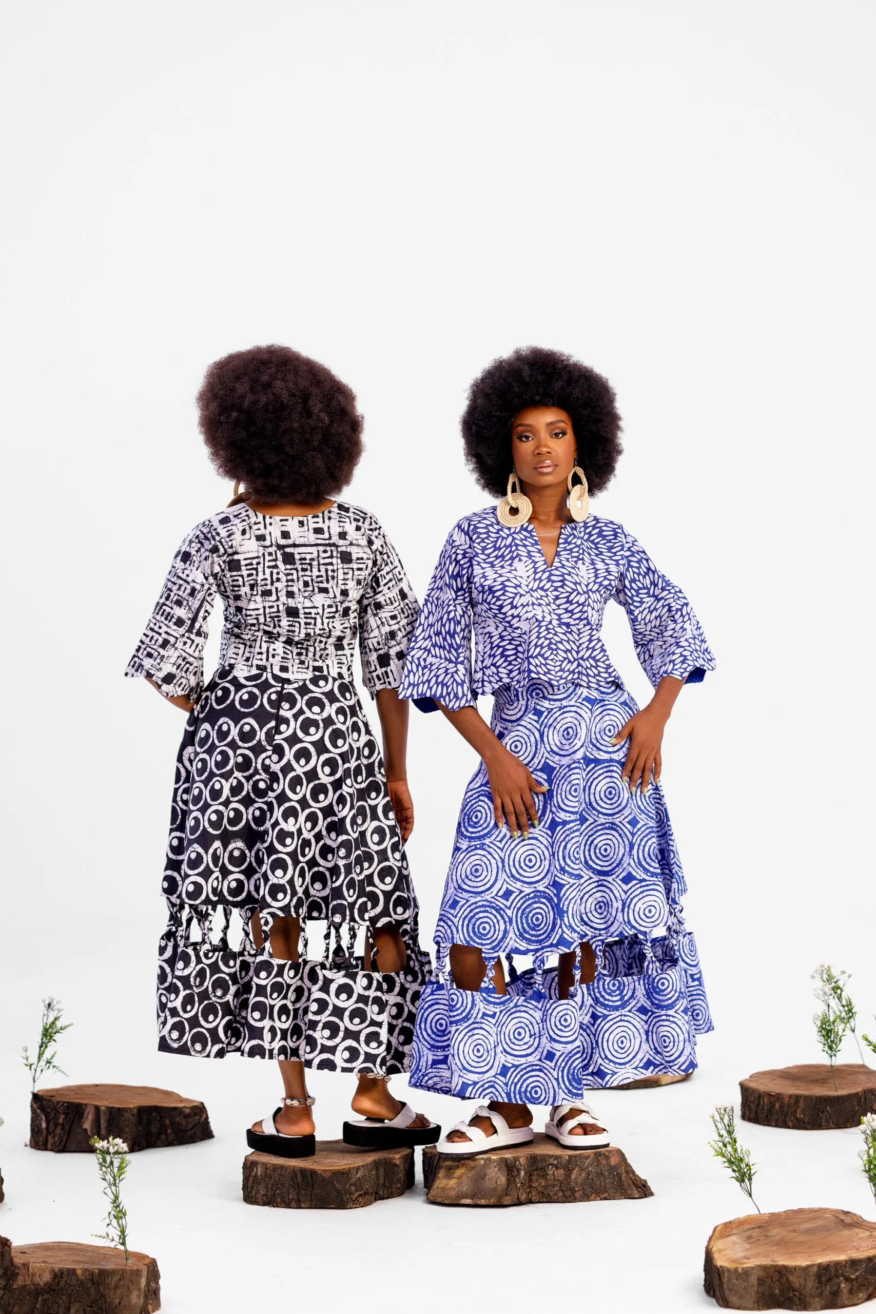Atuche Donna Adire Skirt Set with a back zipper