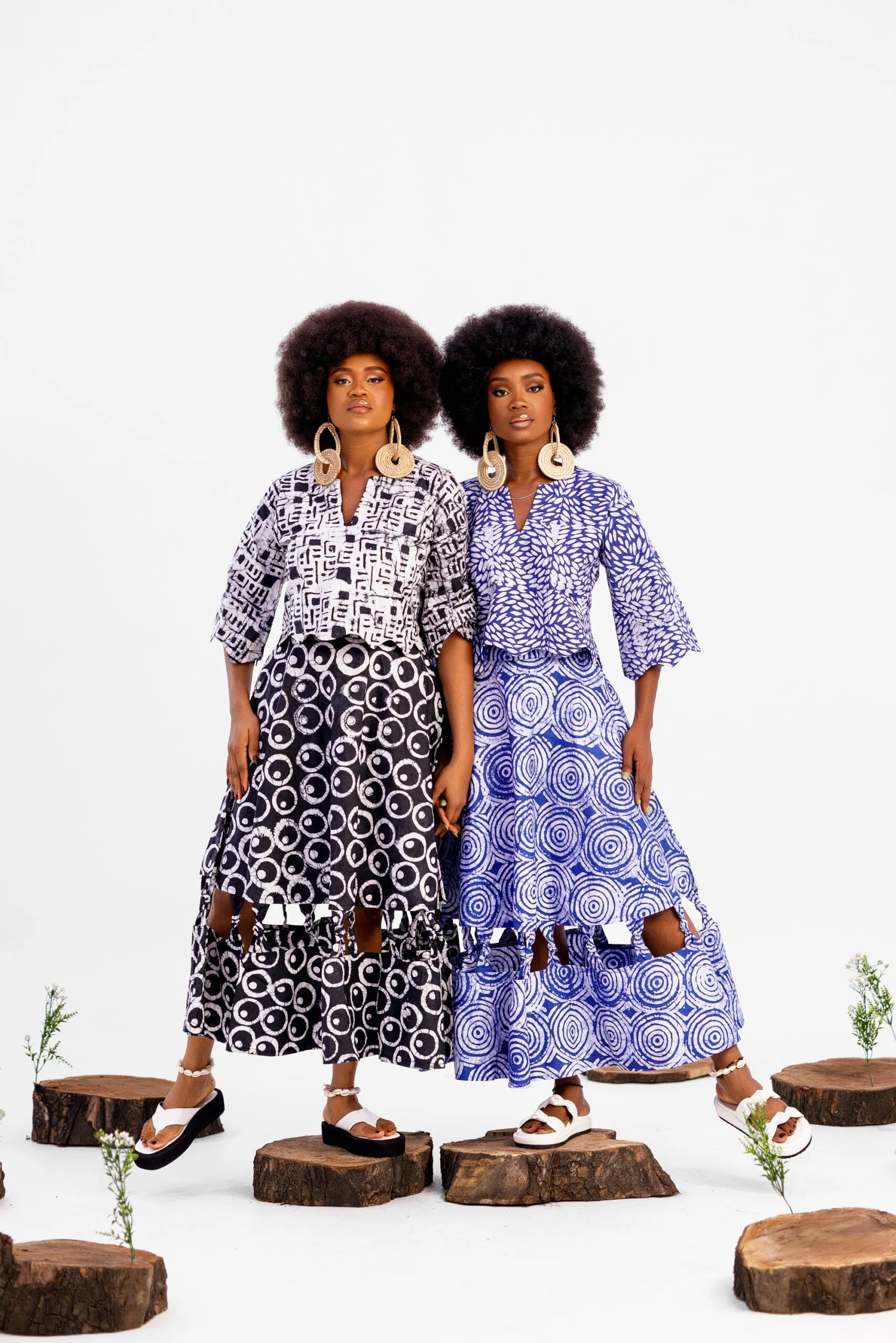 Atuche Donna Adire Skirt Set with a back zipper