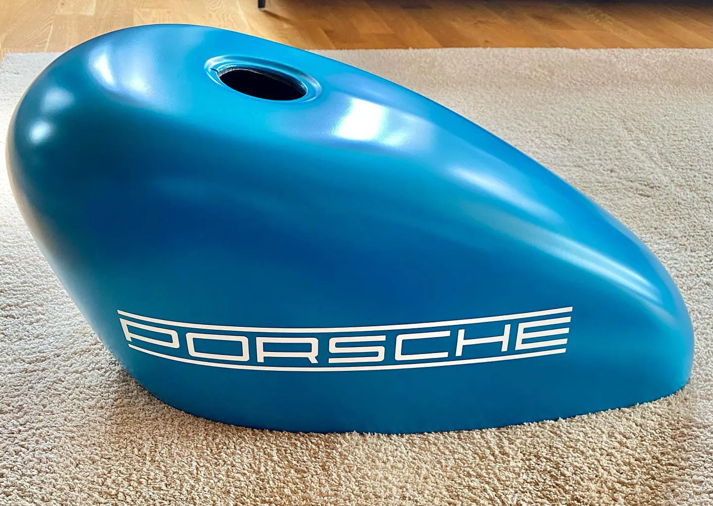 Blue Mooser Porsche - Iron