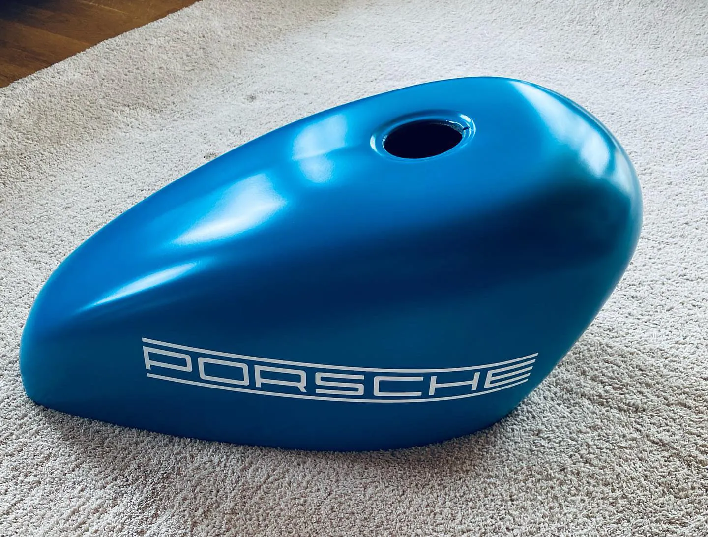 Blue Mooser Porsche - Iron