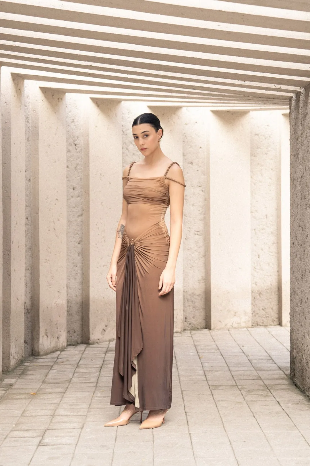 DRAPED OMBRE RING-DETAIL DRESS