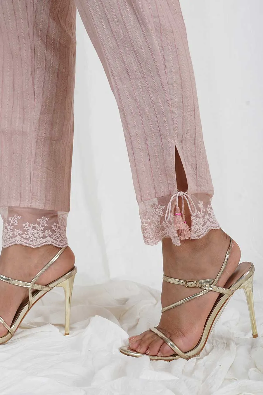 Dusty Pink Kurta Set With Organza Stole