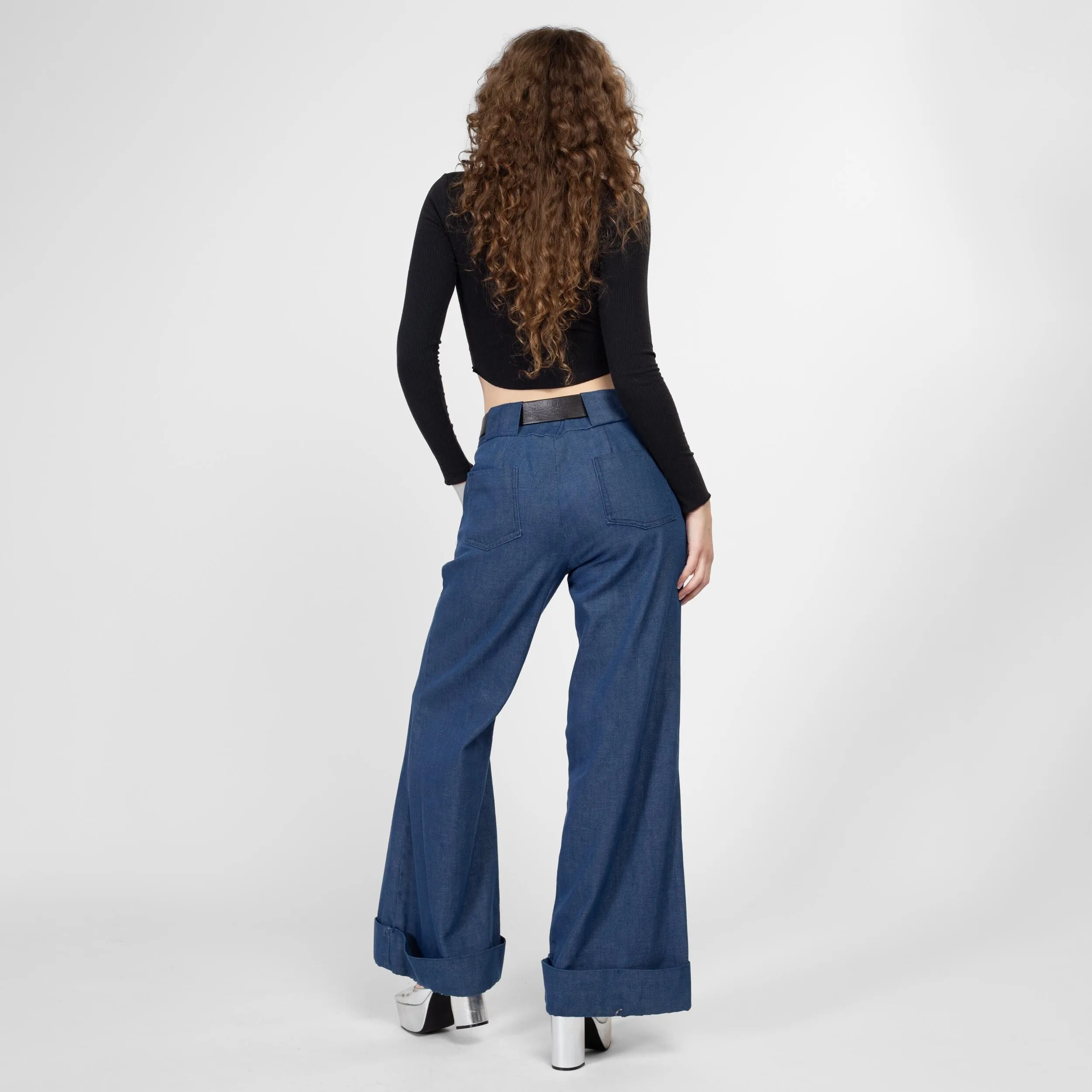 Large 70s Bell Bottom Sailor Jeans 32"