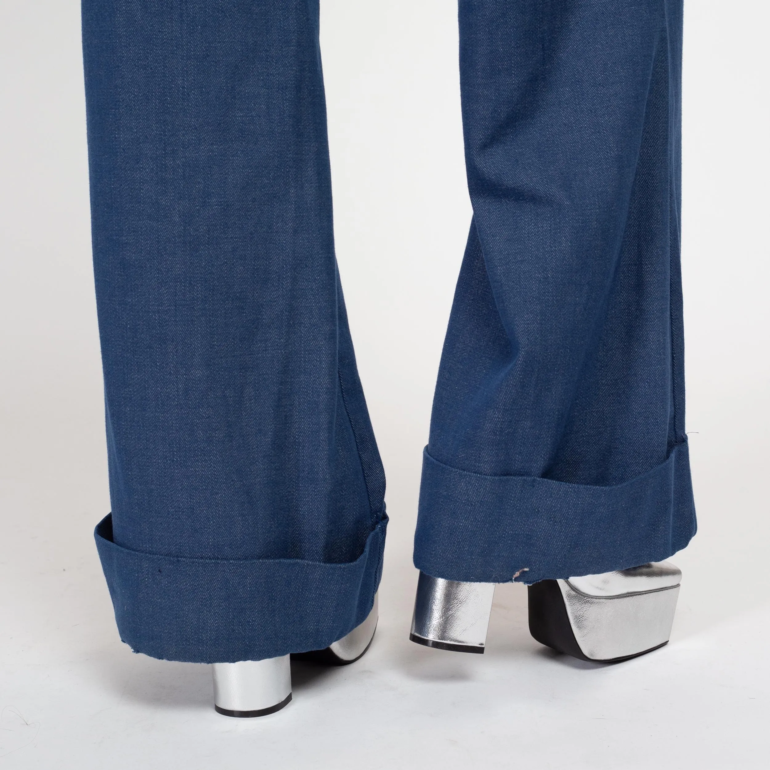 Large 70s Bell Bottom Sailor Jeans 32"