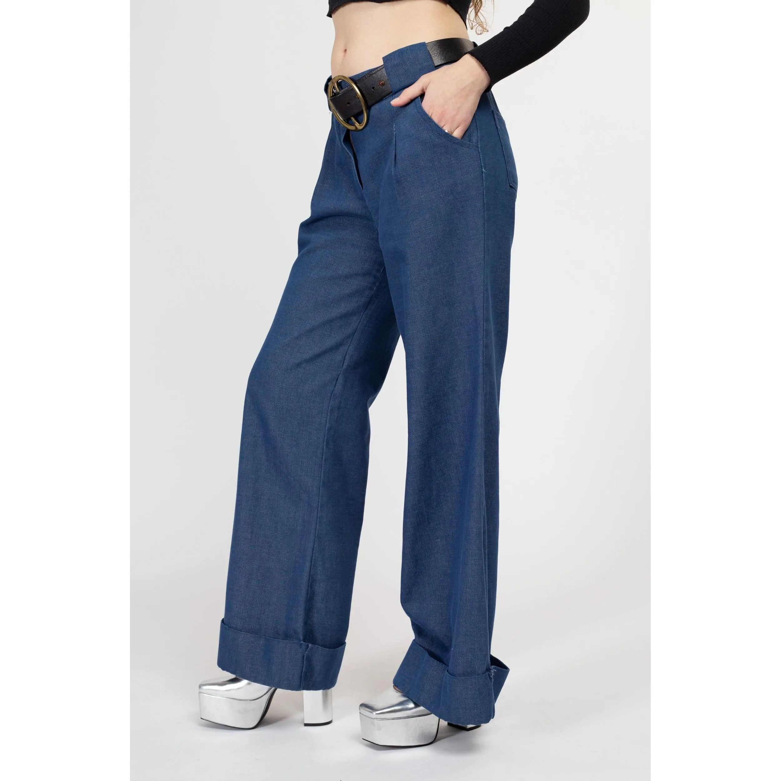 Large 70s Bell Bottom Sailor Jeans 32"
