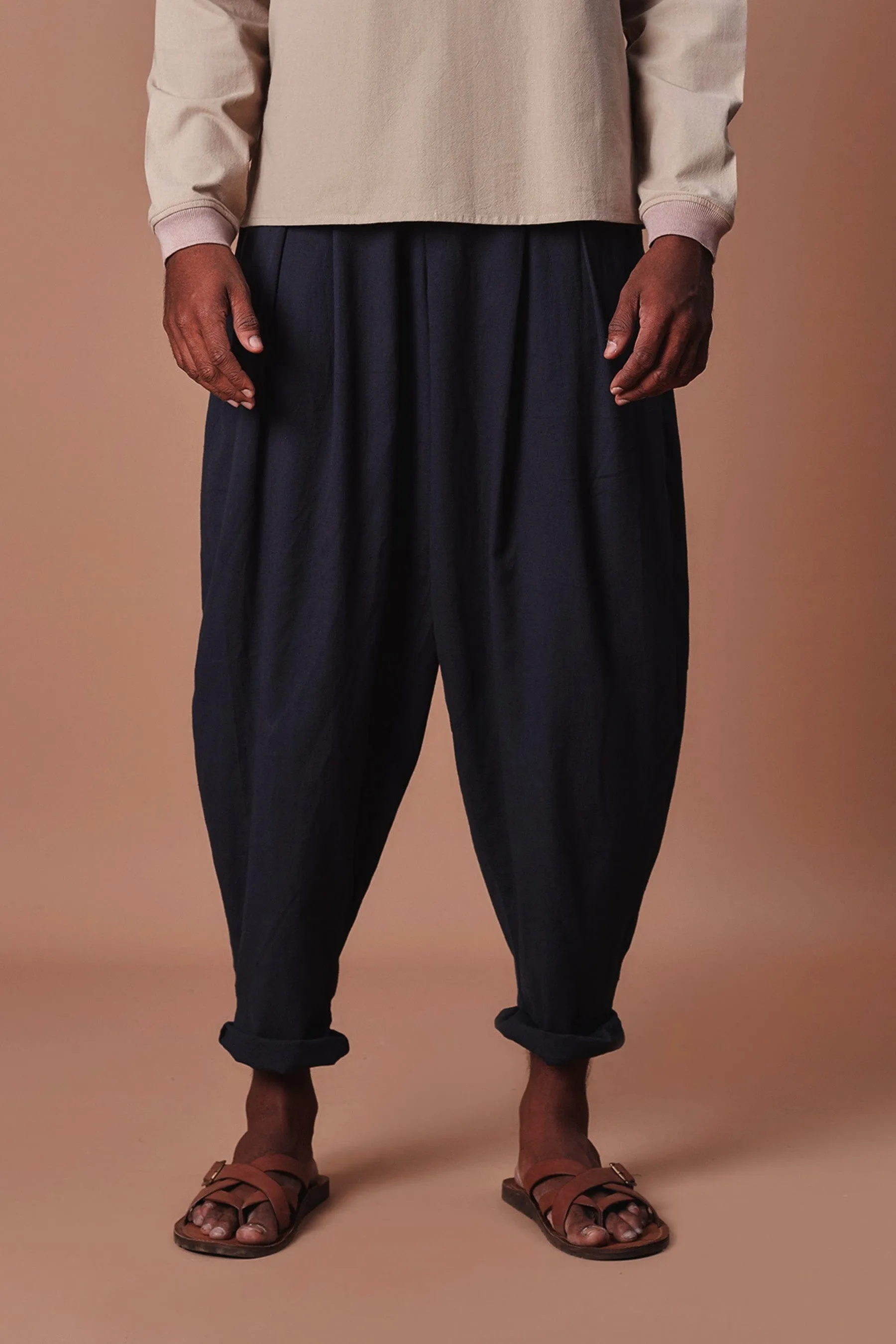 Mati Men's Charcoal Pleated Balloon Pants