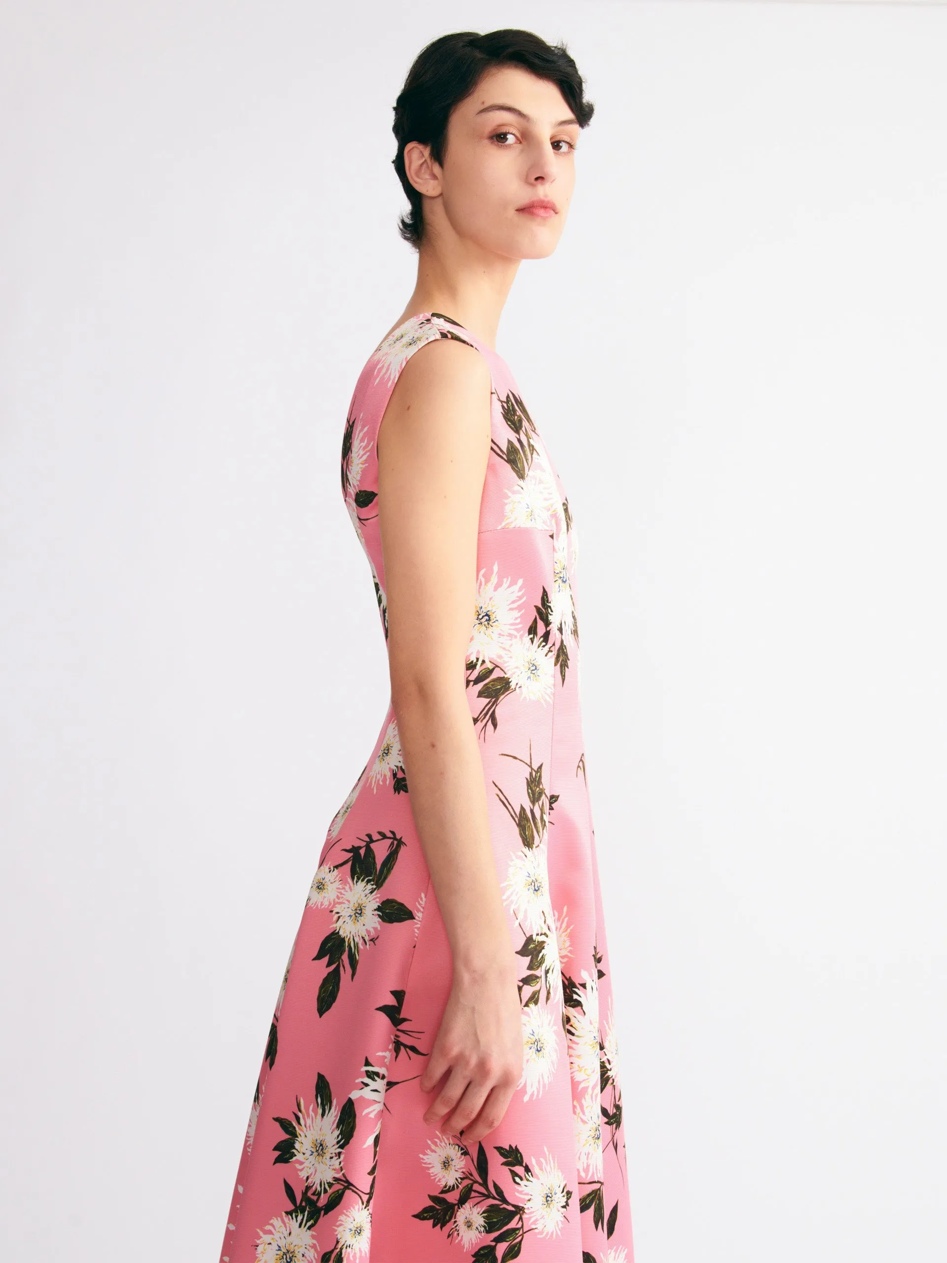 Nodin gown in pink dahlia floral print taffeta faille
