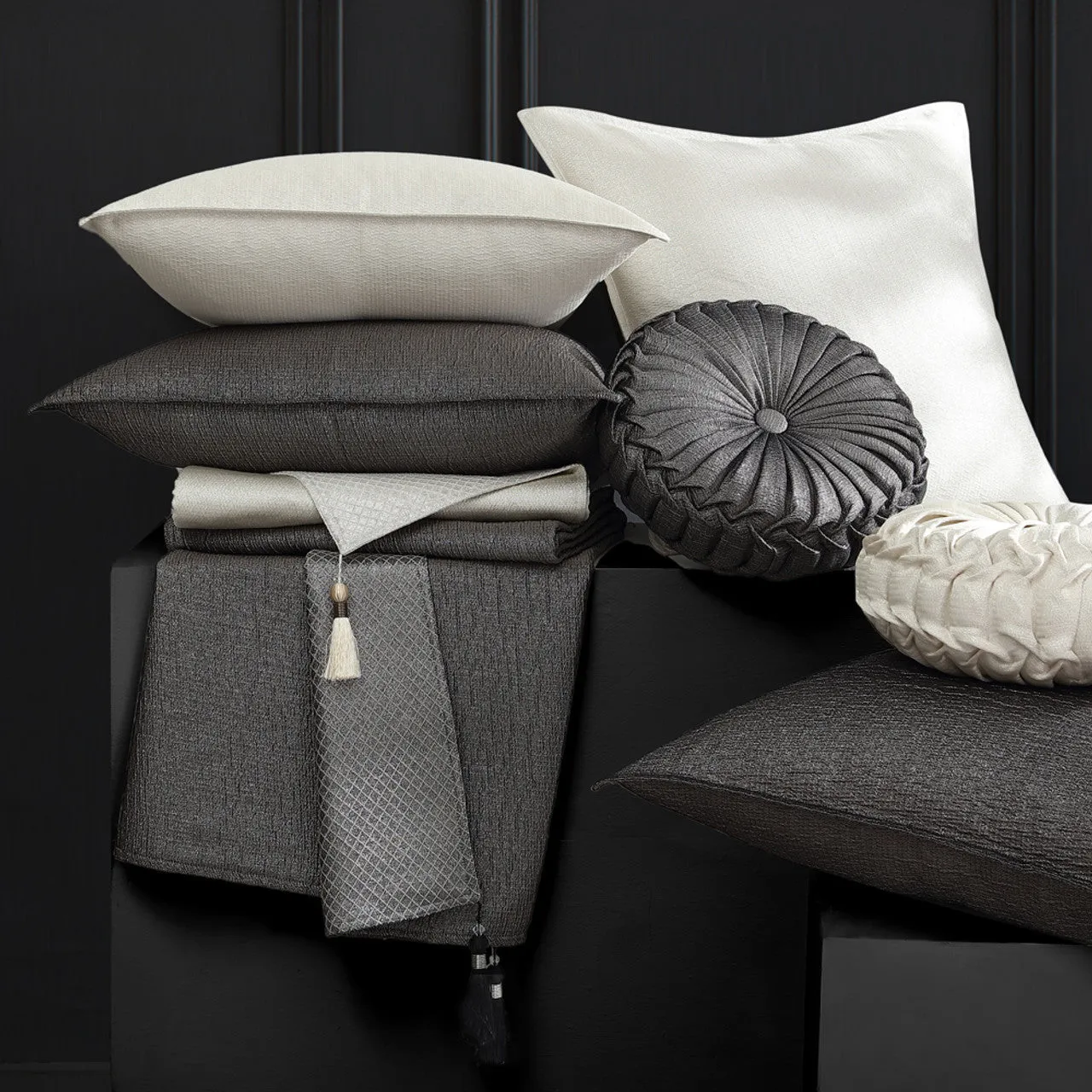 Octavia Granite European Pillowcase by Davinci