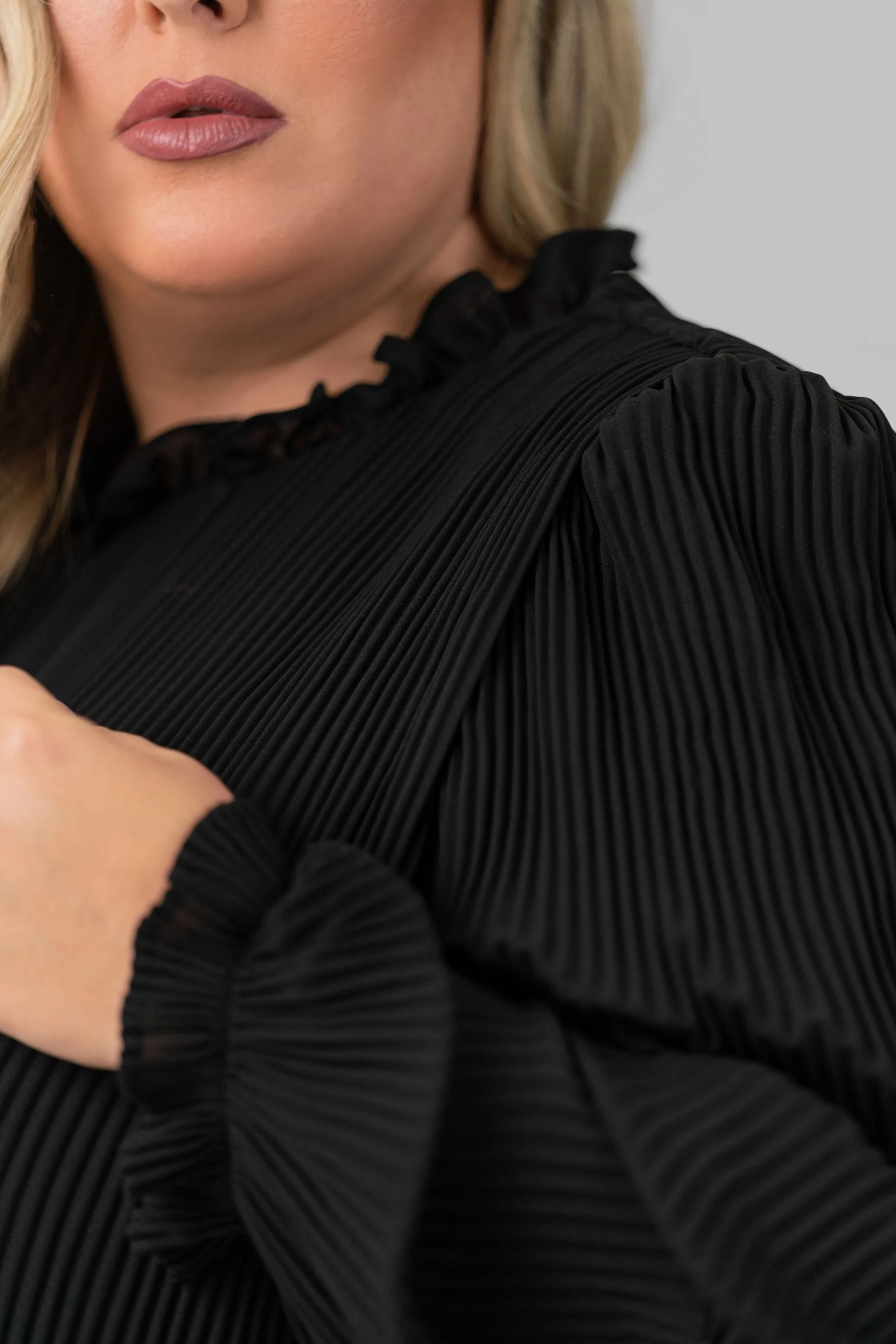 PLEATED LACE TRIM BLOUSE
