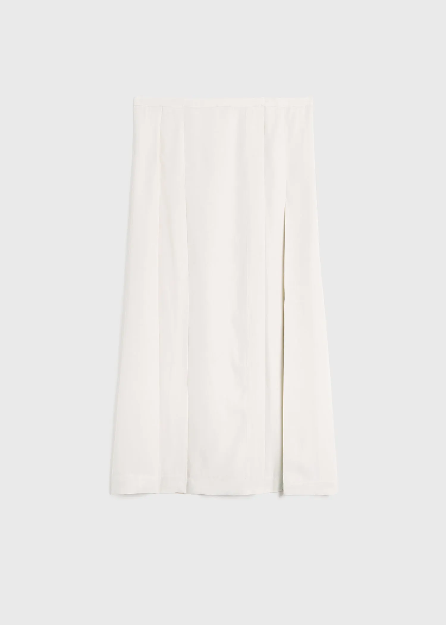 Pleated wrap skirt snow