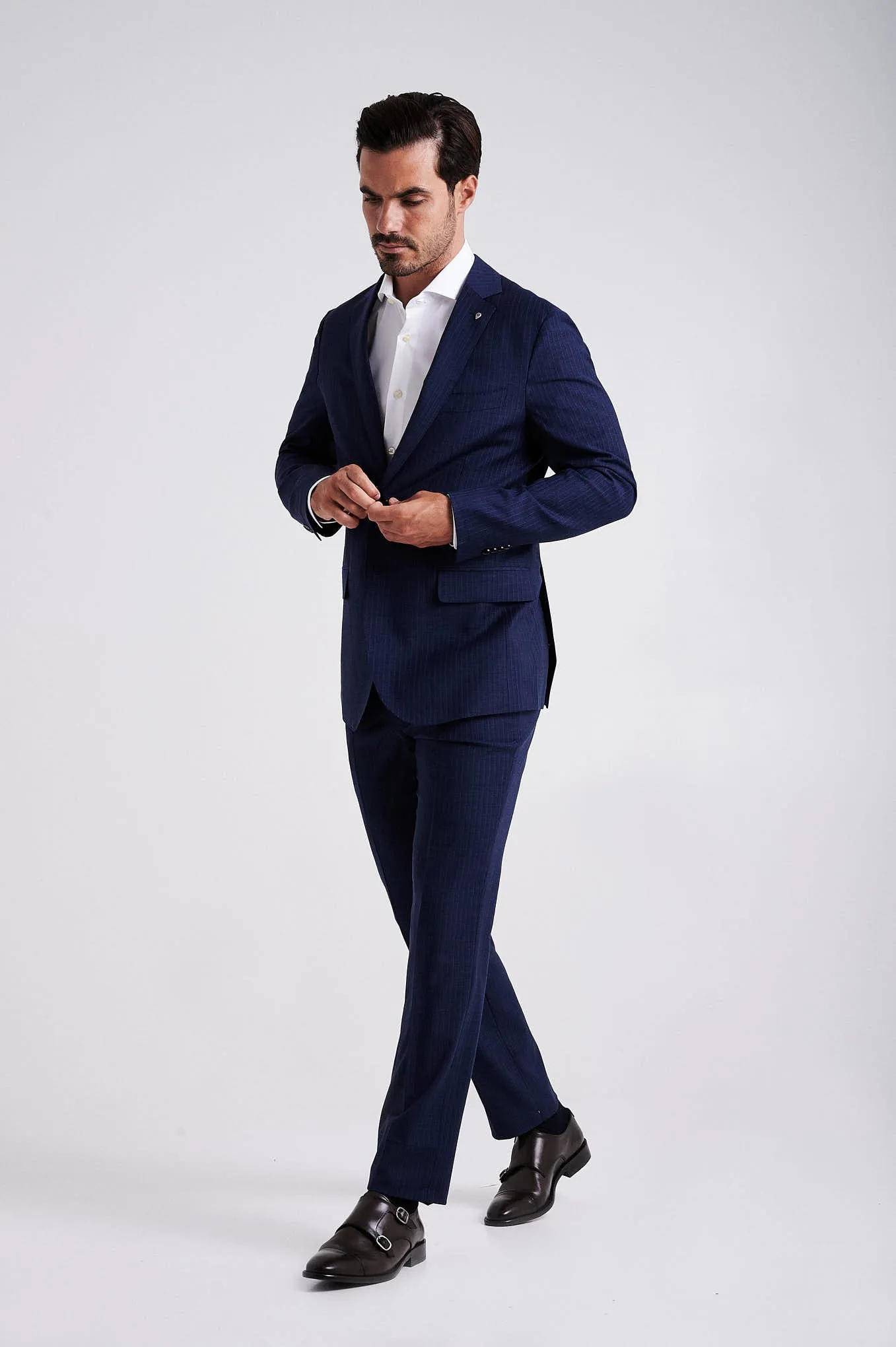 Sim fit wool stretch suit