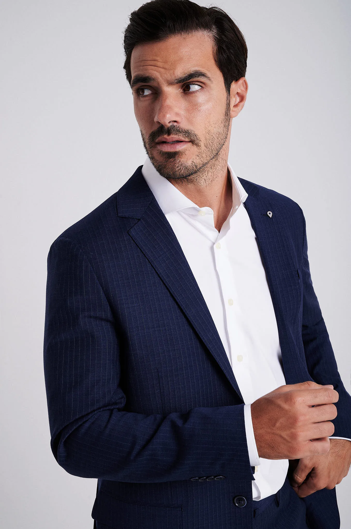 Sim fit wool stretch suit