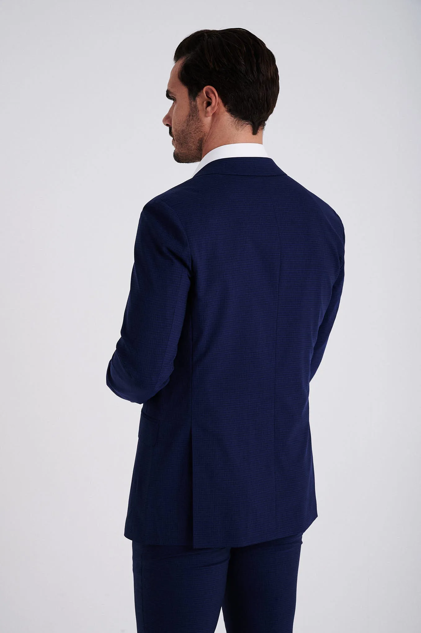Slim fit wool stretch suit