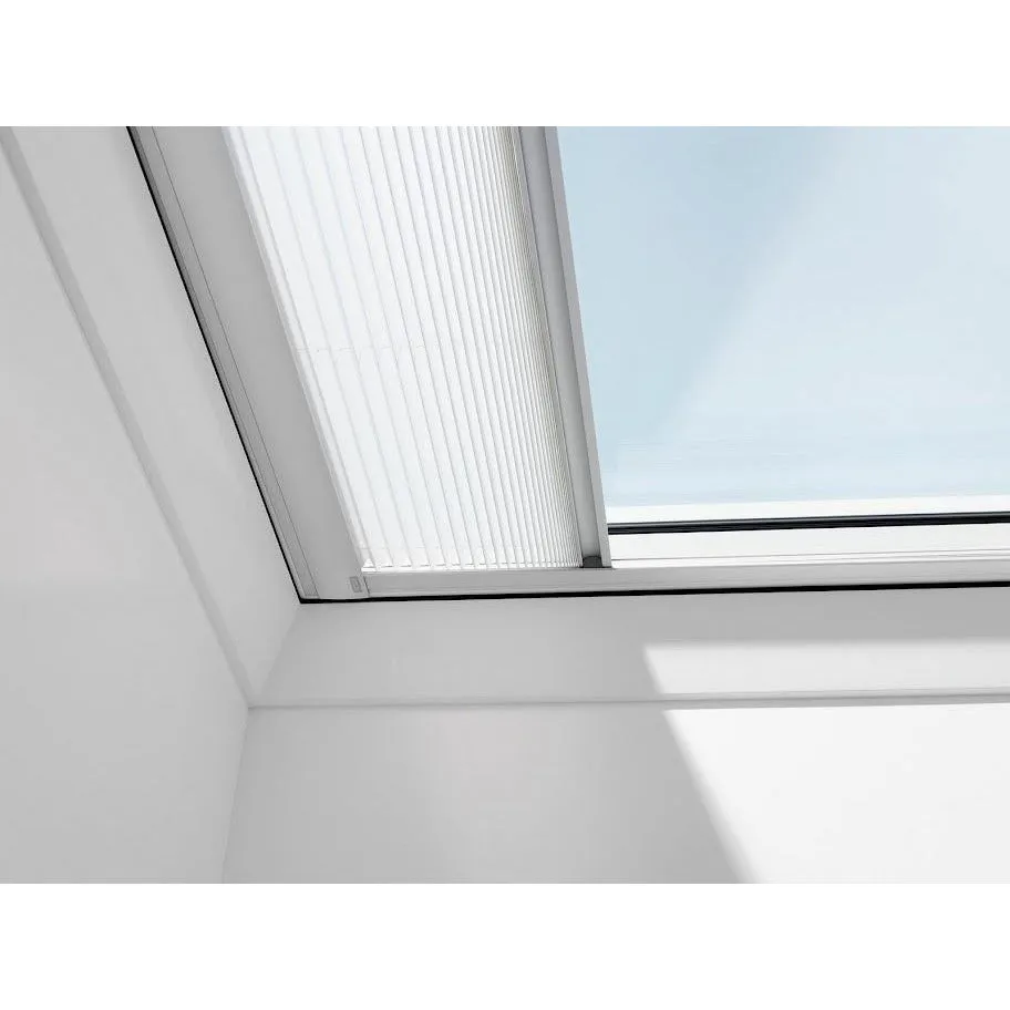 VELUX FSK SOLAR Light Dimming Energy Blinds