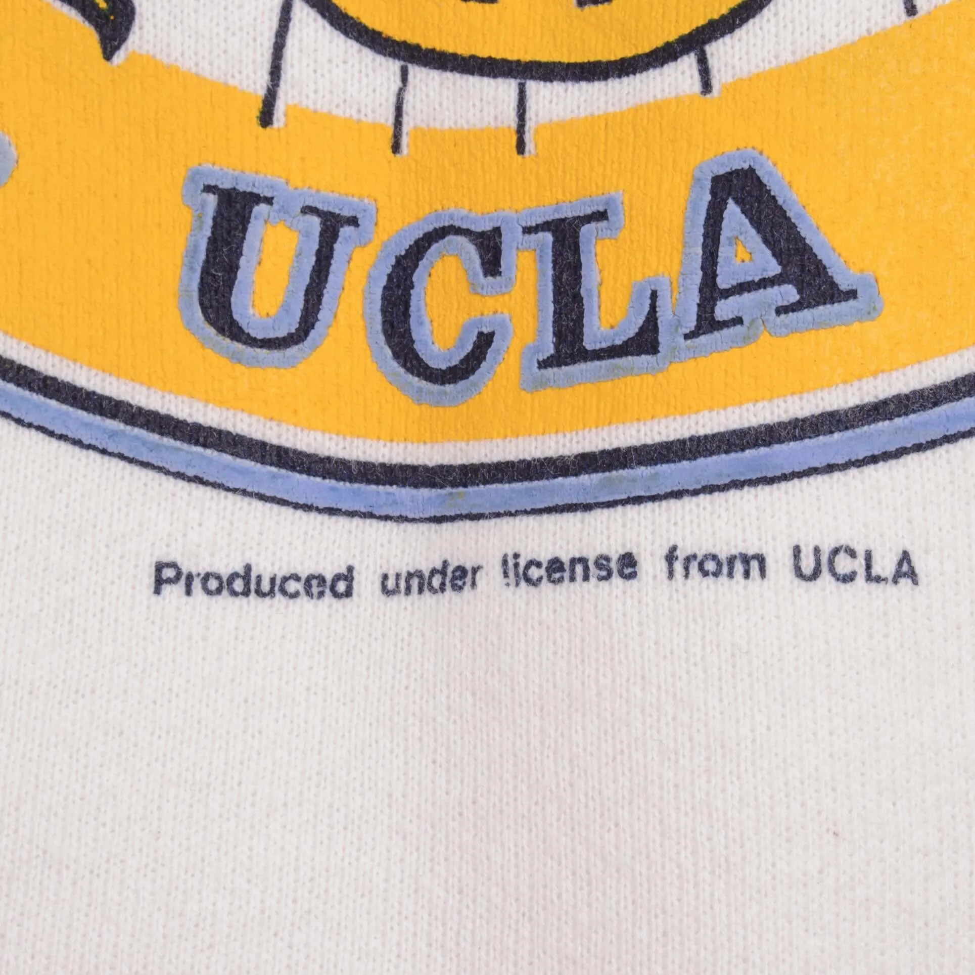 VINTAGE UCLA DISCUS ATHLETIC SWEATSHIRT 1980S SIZE MEDIUM MADE IN USA