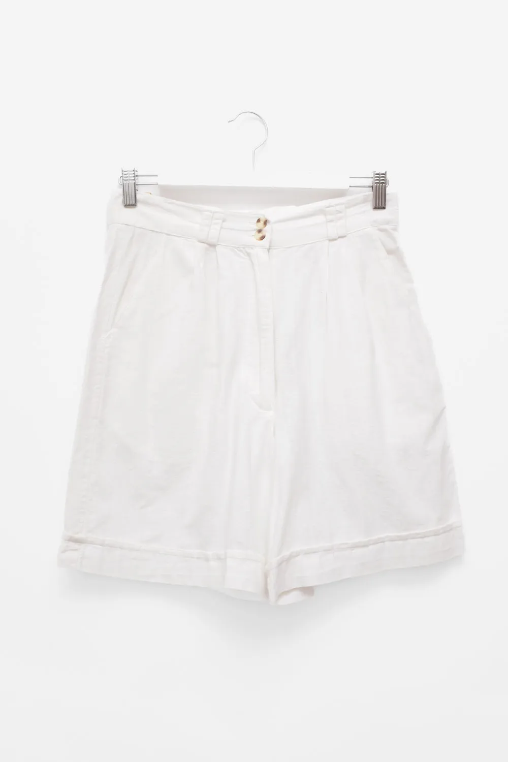 WHITE VINTAGE COTTON PLEATED SHORTS