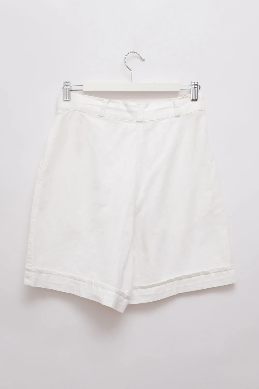 WHITE VINTAGE COTTON PLEATED SHORTS